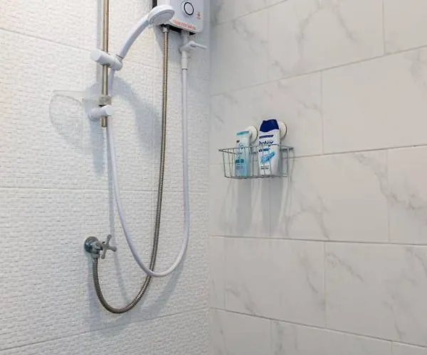Apartment B3 Cosy /5 Guests/ Near Mrt/full Kitchen Bangkok