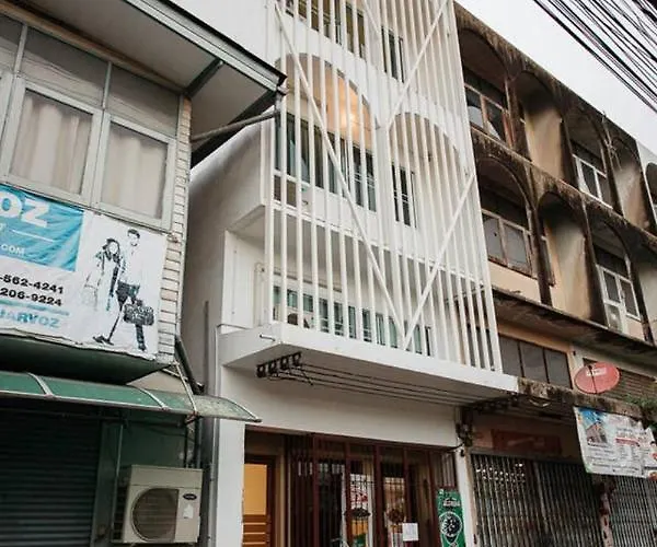 Apartment B3 Cosy /5 Guests/ Near Mrt/full Kitchen